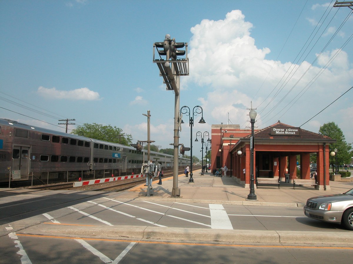 Downers Grove, IL - Main Street/Downers Grove station - Wikipedia